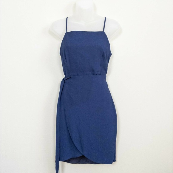 SUPERDOWN Revolve Morgan Layered Mini Dress Navy M - Picture 2 of 7